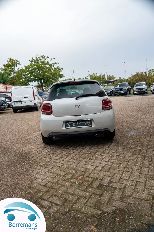 Citroen DS3 (2015) — foto 20 van 37