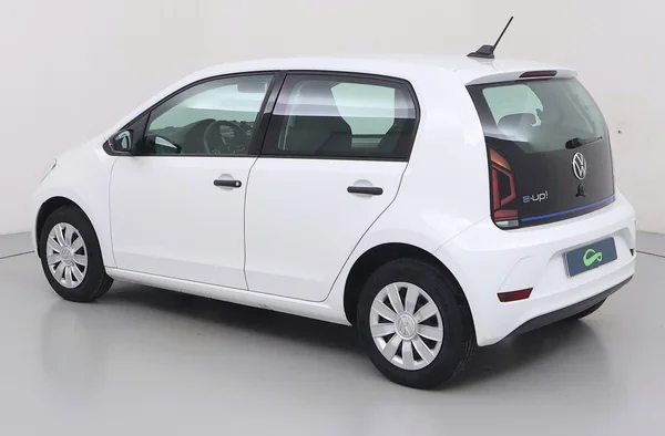 Volkswagen Up! (2022) — foto 23 van 33