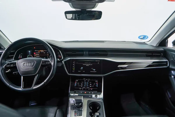 Audi A6 PHEV (2021) — foto 3 van 51