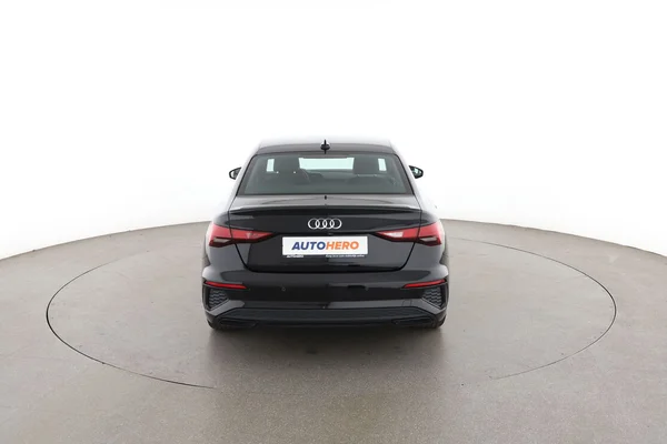 Audi A3 (2021) — foto 11 van 16
