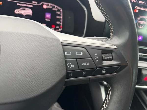 SEAT Leon (2022) — foto 16 van 30