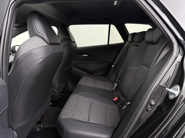 TOYOTA Corolla (2021) — foto 5 van 30