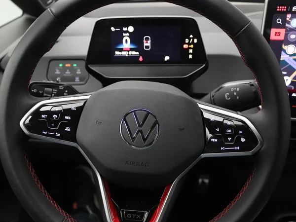 VOLKSWAGEN ID.3 (2026) — foto 3 van 18