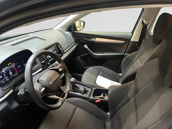 SKODA Karoq (2025) — foto 7 van 23