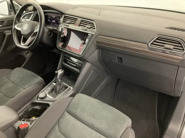 VOLKSWAGEN Tiguan Allspace (2021) — foto 7 van 36
