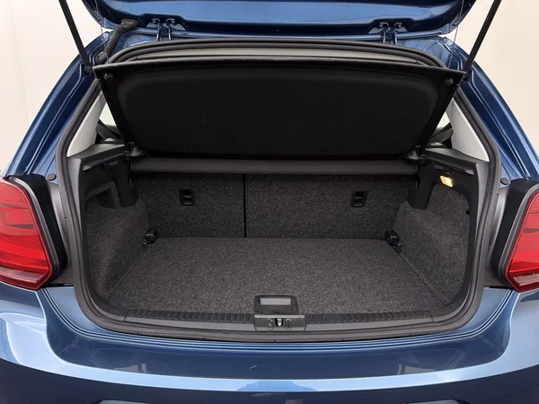 VOLKSWAGEN Polo (2017) — foto 8 van 20