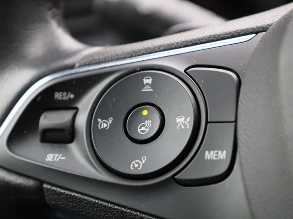 Opel Mokka (2023) — foto 13 van 38