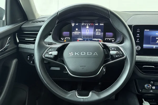 Skoda Kamiq (2025) — foto 2 van 20