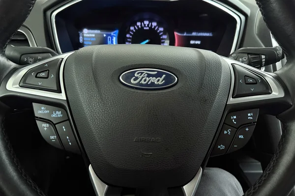 Ford Mondeo Clipper Hybrid (2020) — foto 6 van 36
