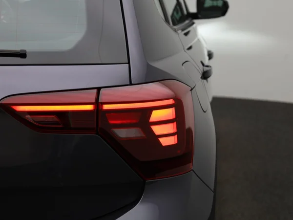 Volkswagen Polo (2023) — foto 29 van 38