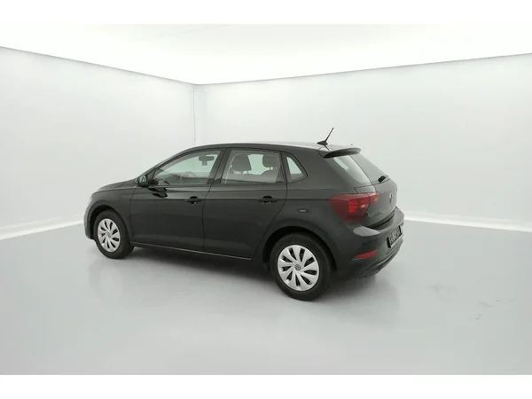 VOLKSWAGEN Polo (2022) — foto 2 van 36