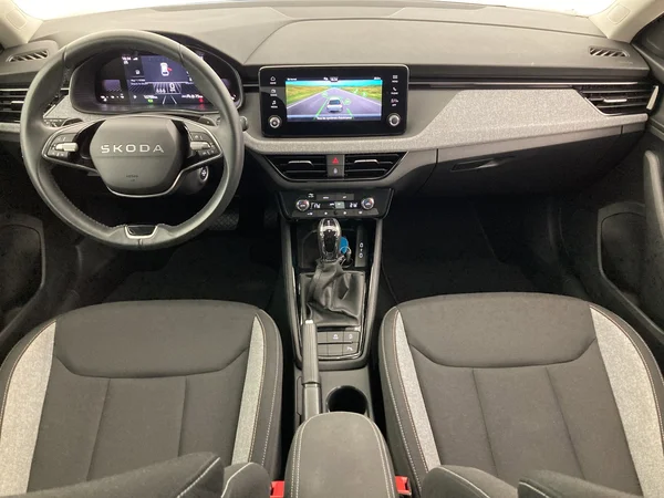 SKODA Scala (2025) — foto 6 van 36
