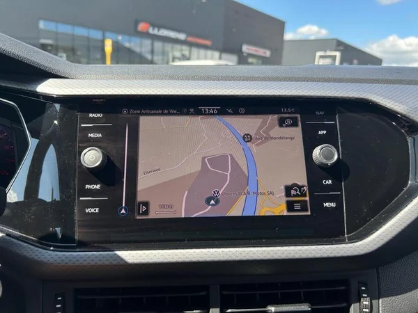 VOLKSWAGEN T-Cross (2022) — foto 8 van 31