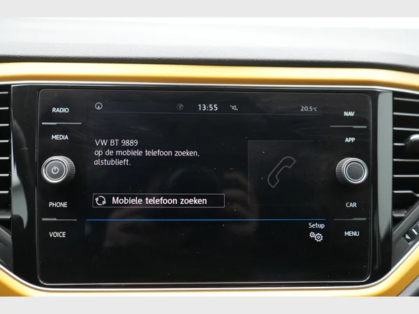 VOLKSWAGEN T-Roc (2018) — foto 7 van 25