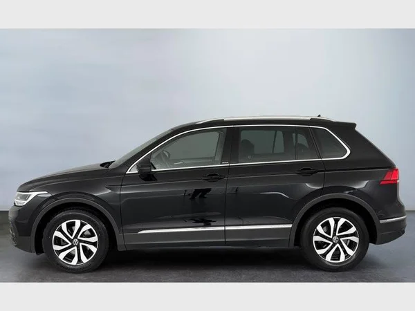 Volkswagen Tiguan (2022) — foto 24 van 29