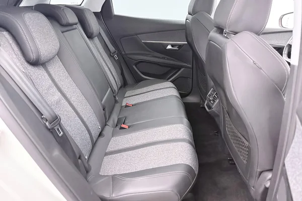 Peugeot 3008 (2019) — foto 5 van 29