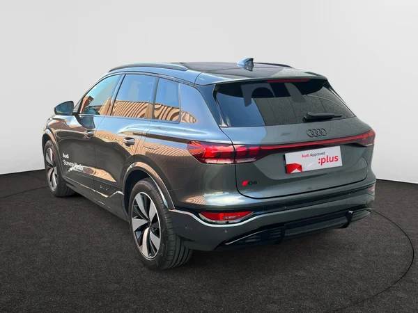 AUDI Q6 e-tron (2024) — foto 14 van 20