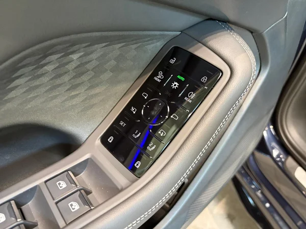 AUDI A5 SW e-hybrid (PHEV) (2026) — foto 2 van 20