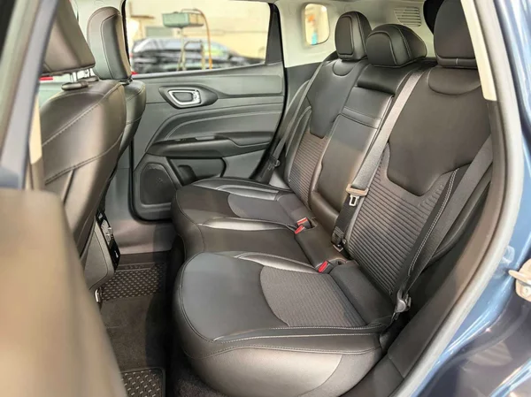 Jeep Compass (2022) — foto 19 van 21