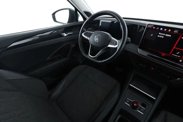 Volkswagen Tiguan (2024) — foto 4 van 16