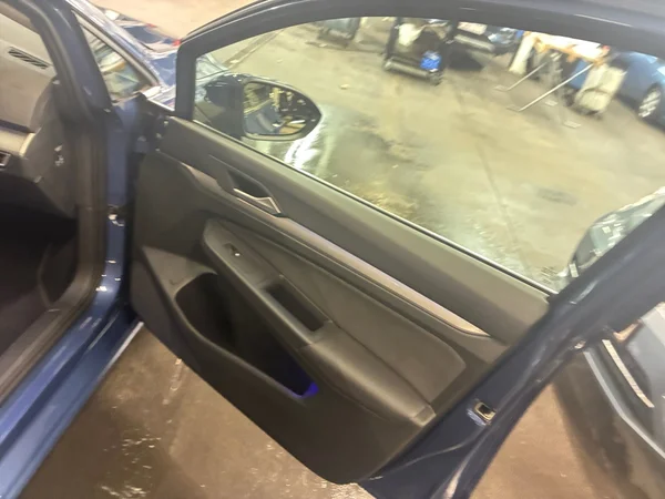 VOLKSWAGEN Golf VIII (2024) — foto 3 van 24