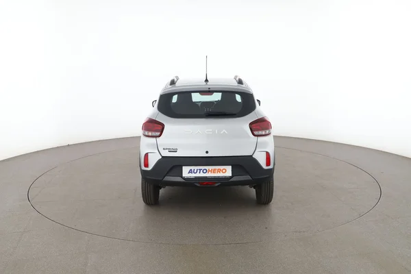 Dacia Spring (2023) — foto 12 van 17