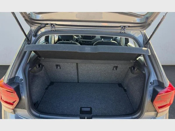 Volkswagen Polo (2018) — foto 21 van 29