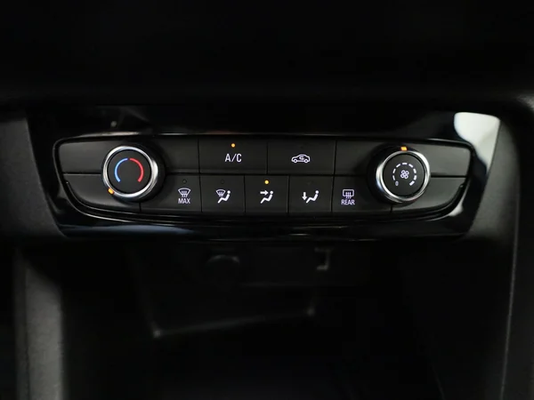 Opel Corsa (2022) — foto 11 van 36