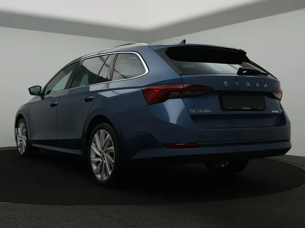 Škoda Octavia (2021) — foto 12 van 32