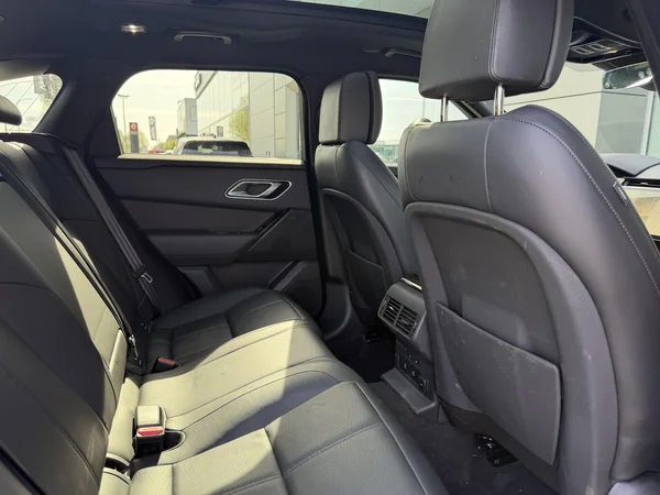 Land Rover Range Rover Velar (2024) — foto 4 van 28