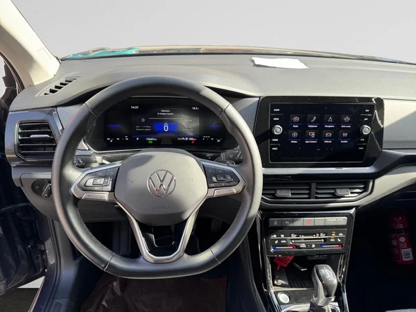 VOLKSWAGEN T-Cross (2025) — foto 14 van 16