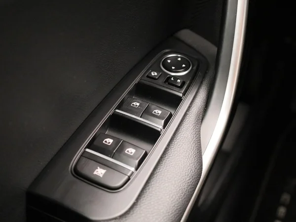 Kia XCeed (2023) — foto 24 van 41