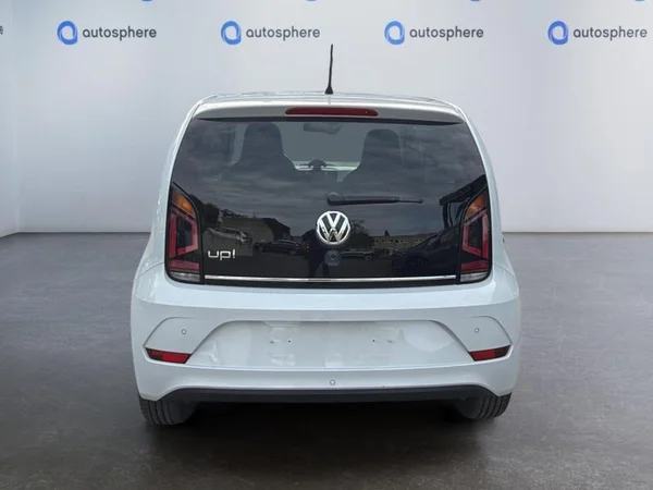VOLKSWAGEN Up! (2017) — foto 25 van 27