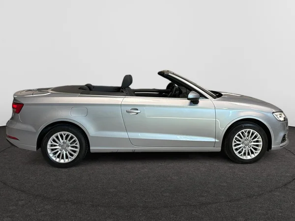 AUDI A3 Cabriolet (2016) — foto 14 van 17