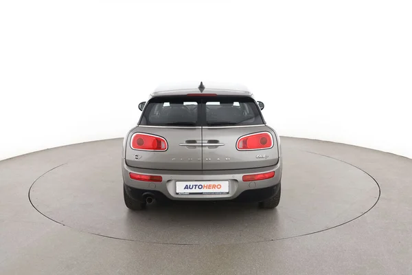 MINI Clubman (2019) — foto 11 van 16
