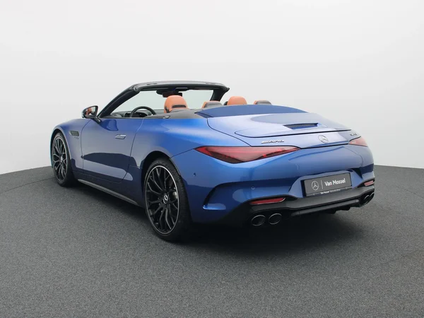 Mercedes-Benz SL (2025) — foto 12 van 34