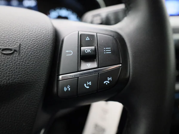 Ford Focus (2021) — foto 10 van 38