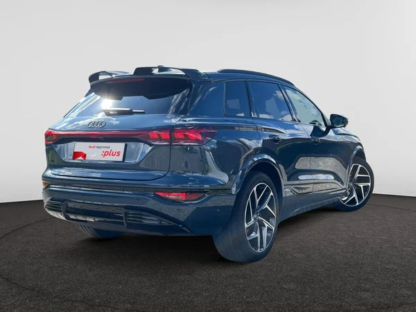 AUDI Q6 e-tron (2025) — foto 22 van 24