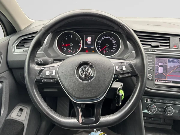 VOLKSWAGEN Tiguan Dsl (2017) — foto 6 van 19