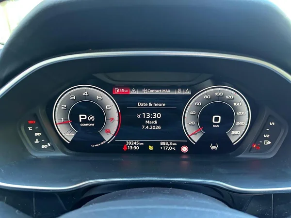 AUDI Q3 Sportback (2023) — foto 2 van 14