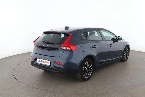 Volvo V40 (2019) — foto 12 van 16