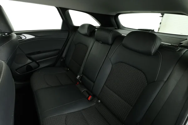 Kia cee'd (2021) — foto 5 van 16