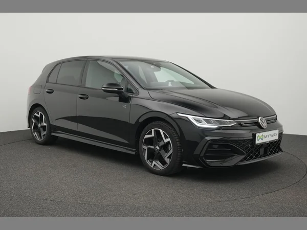 VOLKSWAGEN Golf VIII (2025) — foto 12 van 29