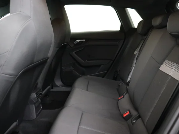 AUDI A3 Sportback (2024) — foto 3 van 16