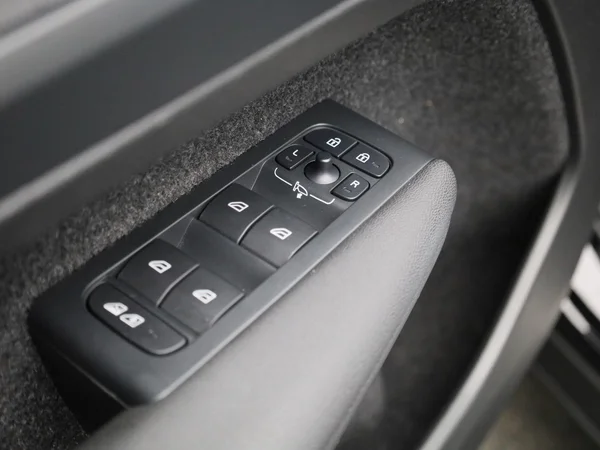 Volvo EX40 (2023) — foto 20 van 39