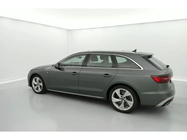 AUDI A4 Avant (2021) — foto 13 van 36