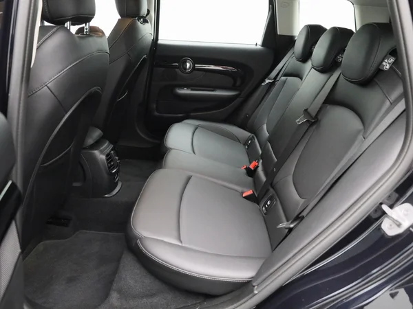 MINI Clubman (2023) — foto 6 van 48