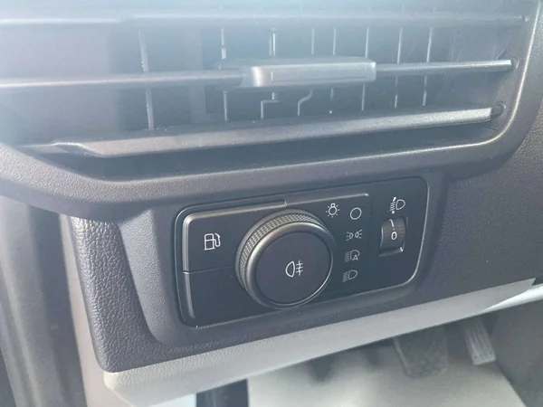 Ford Transit Custom — foto 15 van 22
