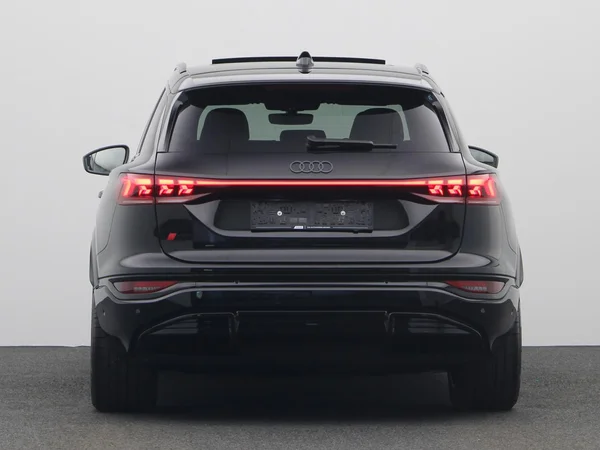AUDI Q6 e-tron (2026) — foto 24 van 27