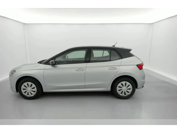 SKODA Fabia (2022) — foto 31 van 36